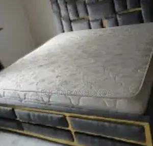 6x6 King Size Mattress - Neatly Used