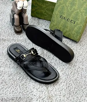 Designer Men's Quality Gucci Slippers - Black