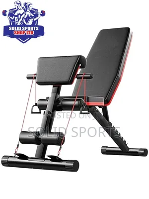 Bench mai daidaitawa tare da Preacher Curl