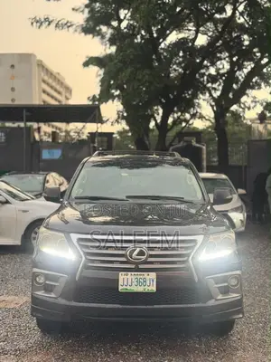 Lexus LX 570 2012 Baki
