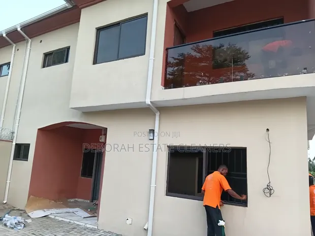 Sabis na Wanke Gidan Terrace Duplex - 1