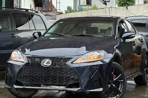 Lexus IS 2008 Blue - 1