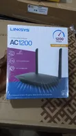 Linksys AC1200 Router - 1