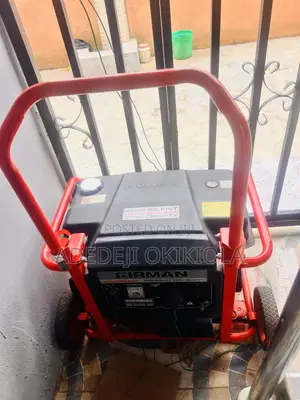 Firman Generator 2900W Na Hannu