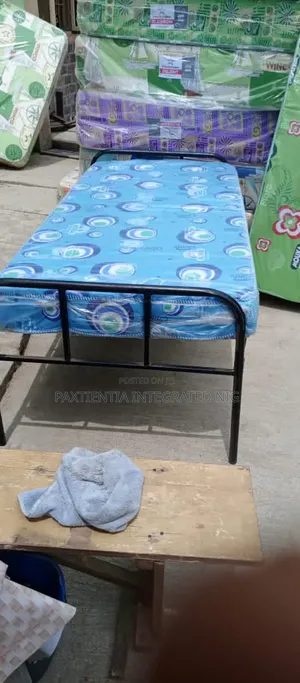 Home Interiors Karamin Gado na Karfe - Baki