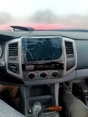 Toyota Tacoma Android Head Unit - Sabon Abu