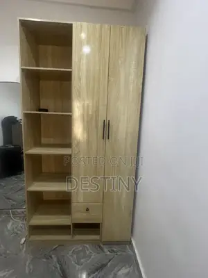 Modern Light Oak 2-Door Wardrobe with Shelves & Drawer