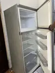 Beko Fridge Mai Ƙofofi Biyu - 3