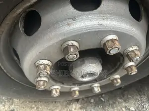 Babbar Motar Tanki ta Volvo - 24 Ton