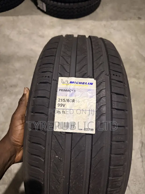 Michelin Primacy 5 Tyre 215/60R16 99V XL - 1