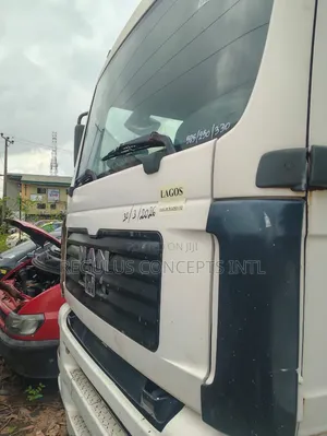 MAN Truck Head - 1997 Model, 6 Tyres