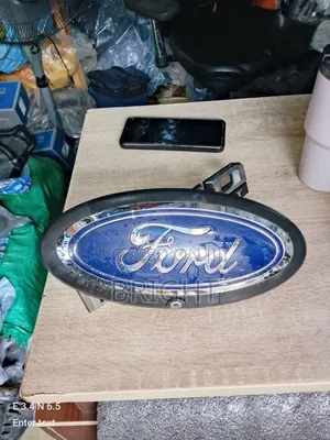 Ford F-150 2020 Gaban Grille Emblem da Kamara