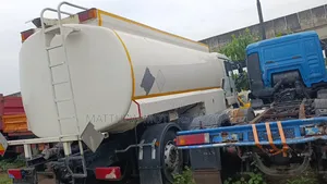 MAN TGE 21,000L Tanker Truck na Diesel - 2008
