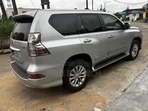 Lexus GX 2015 Silver