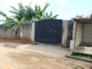 Filin Kasuwanci da Ofis don Sawa, Isheri Olofin