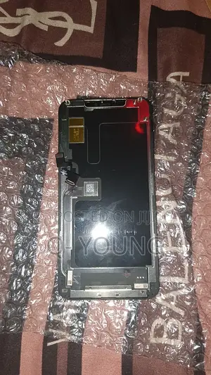 Sabon Fuskar iPhone 11 Pro Max