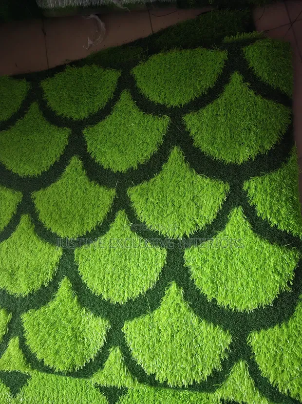 Artificial Grass Carpet - Lemon Green & Dark Green Design - 1