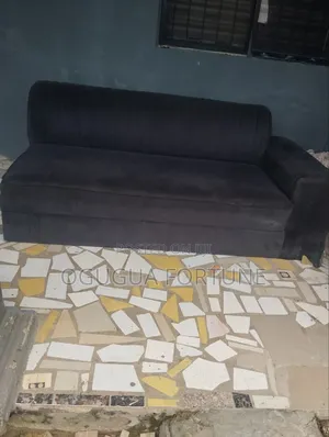 Single Couch - Home Interiors