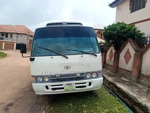 Toyota Coaster Bus 2015 Fari