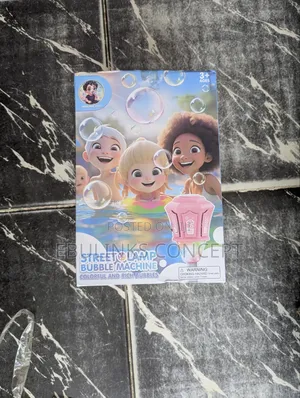 BabySmart Standing Street Light Bubble Machine