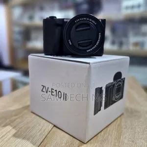 Sony ZV-E10 Kamera tare da 16-50mm Lens