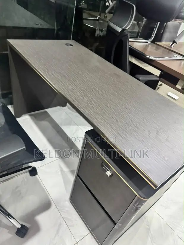 Boss Office Products Kyakkyawar Teburin Ofis 1.4m - 1
