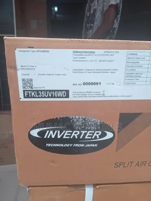 Daikin 1.5hp Split Inverter Air Conditioner