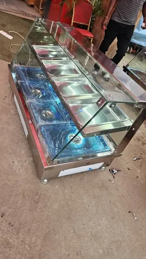 Brand New Food Warmer - 4 Plates Up & Down