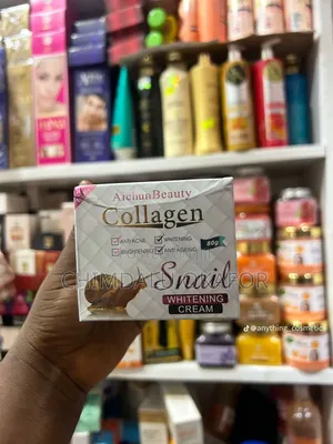 Aichun Beauty Collagen Snail Whitening Face Cream (80g)