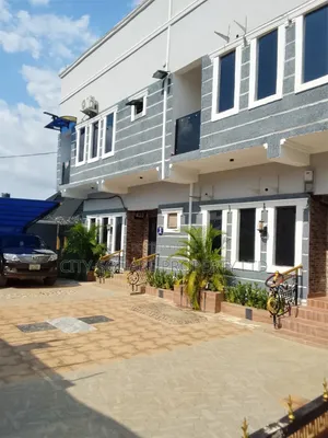 Furnished 3-Bedroom Townhouse in Glory Estate, Sabon Lugbe
