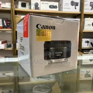 Canon EF 50mm f/1.8 Lens