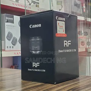 Canon 35mm f/1.8 Macro IS STM Lens