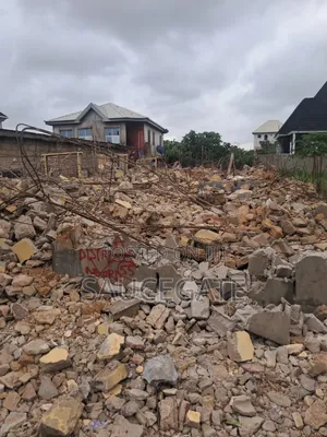 Half Plot Dry Land in Compound, Satellite Town
