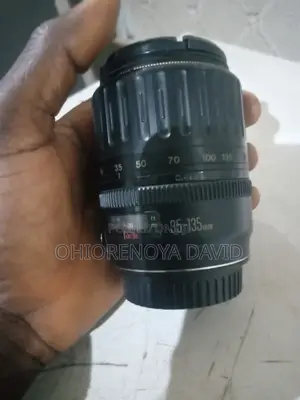 Canon Ultrasonic 35-135mm Zoom Lens