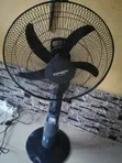Fan Mai Sake Caji (Century & Qasa) Mai Hasken LED - 3