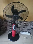 Fan Mai Sake Caji (Century & Qasa) Mai Hasken LED - 4