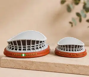 Kayan Aikin Gidan Wasanni Na Kasa (Miniature)