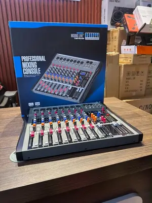 Yamaha 8-Channel Analog Mixer