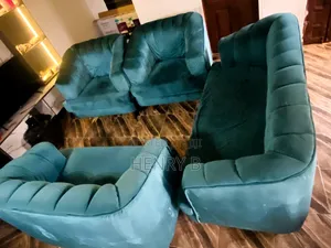 Neatly Used 7 Seater Sofa Set