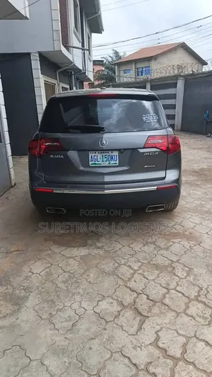 Hayar Acura MDX da Direba a Legas