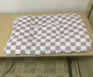 Checkered Pet Mat - 61cm