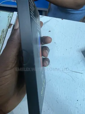Apple iPhone 16 Screen - Brand New