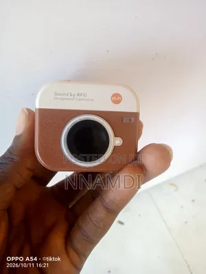 Fashion KFG Retro Camera Bluetooth Earbuds