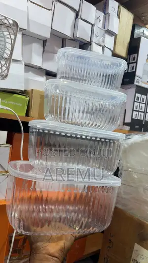 Akpa Ajiya na Acrylic 4-in-1
