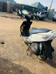 Kymco G5 150cc Scooter 2017 White - 4