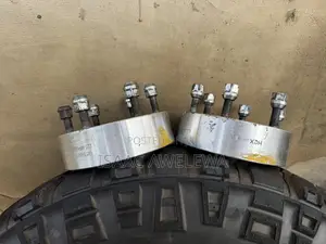Wheel Spacers don Masu Hilux, Tundra, Land Cruiser, Tacoma, Ford Ranger, F150
