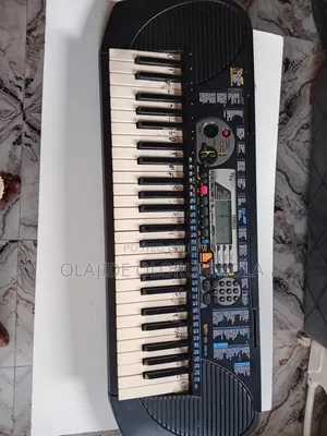 Yamaha Keyboard na Lantarki - Na Kimanin Wata Biyu