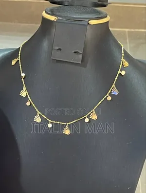 Sarkakiyar Mata Ta Stainless Steel Mai Ruwan Zinare