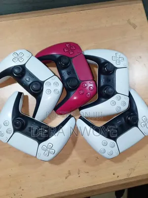 Original PS5 DualSense Controllers (Amfani)