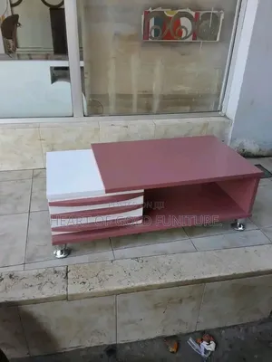 Sabon TV Stand na Home Interiors